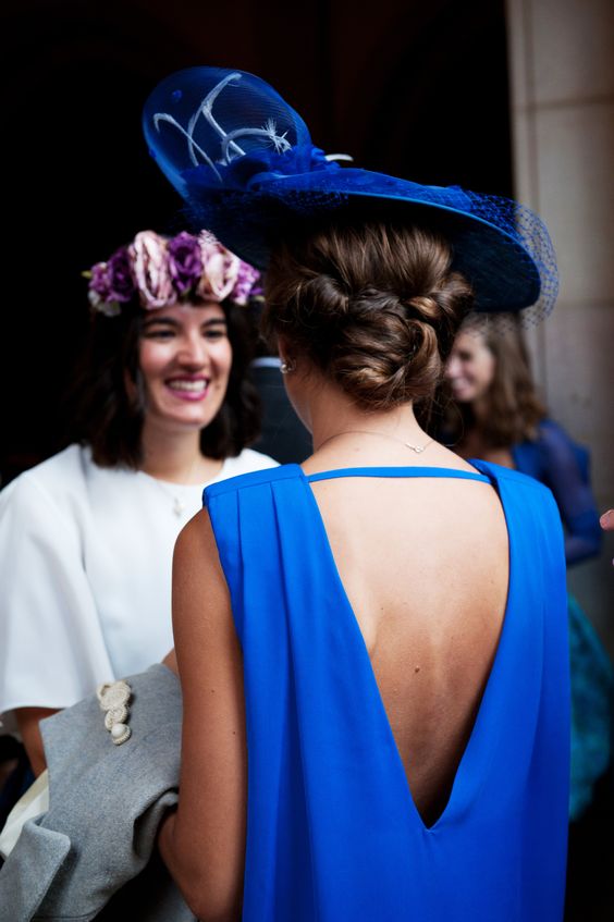 vestido azul klein invitada boda