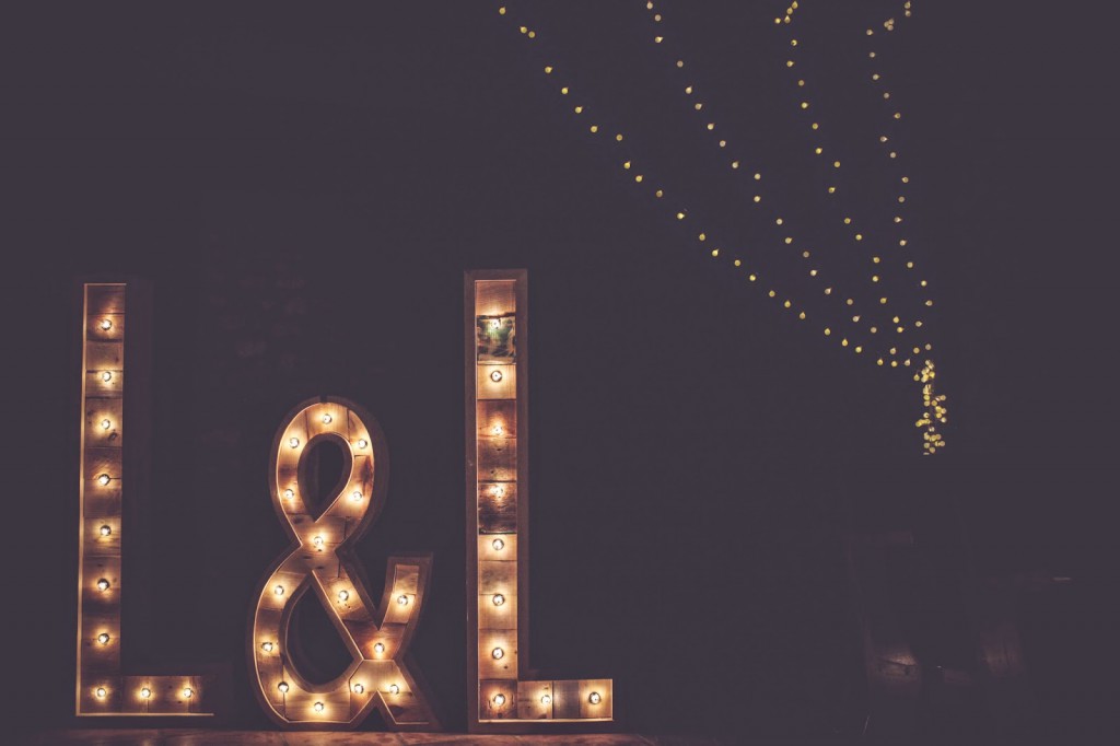 letras iluminadas boda