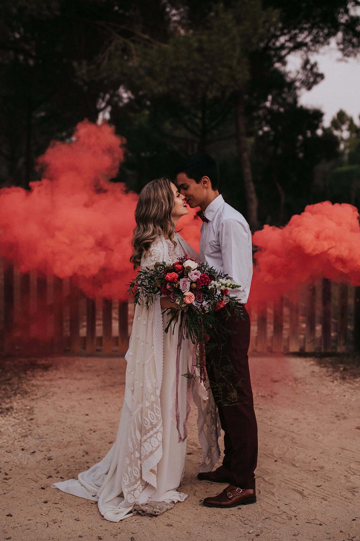Bengalas de humo de colores para tu boda - Quiero una boda perfecta - Blog  de Bodas