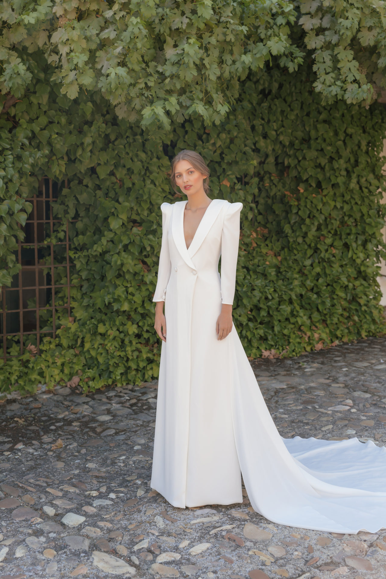 Este 2022 sueña con los vestidos convertibles de María Baraza - Quiero una  boda perfecta - Blog de Bodas